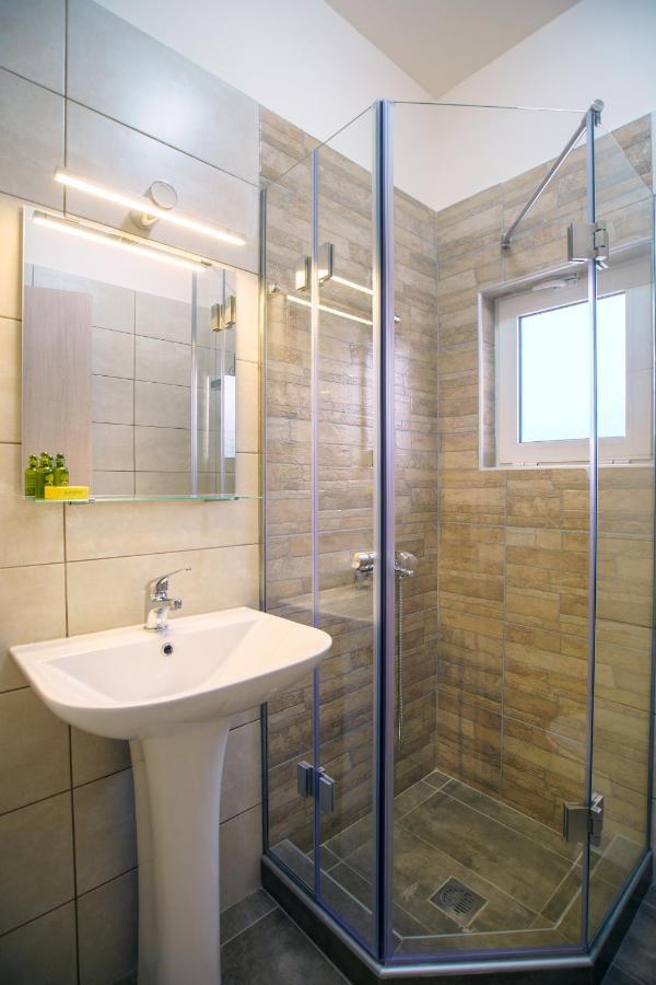 חאניה Rodou Suites & Villas מראה חיצוני תמונה